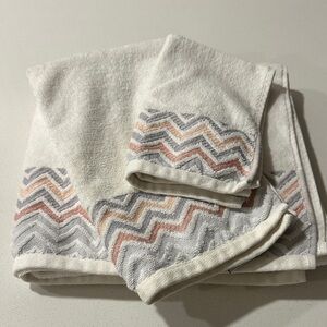 UGG Chevron Patterned Towels
